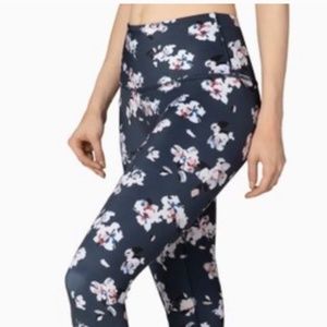 Beyond Yoga Floral Print Leggings